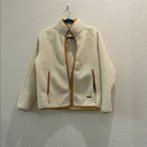Fjallraven Cream Fleece with Tan Accents NWOT   CG